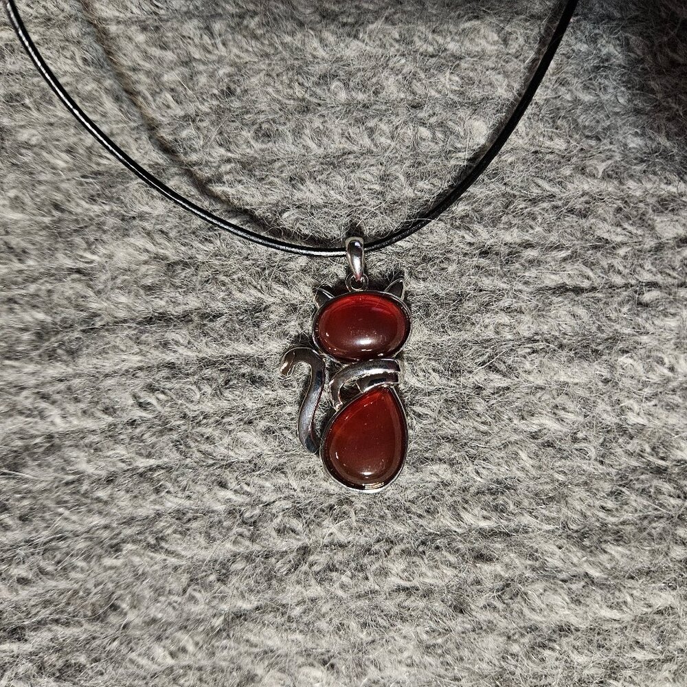 COPY - NWOT, Carnelian agate gemstone cat pendant silver plate, artisan, unisex